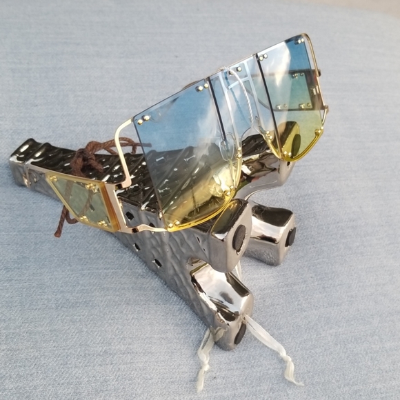 Accessories - 2020 woman Square style fashion luxury sunglasses